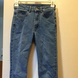 High-waisted skinny jeans